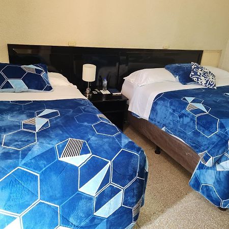 Hotel Kasa Kamelot Las Rosas Κετσαλτενάνγκο Εξωτερικό φωτογραφία