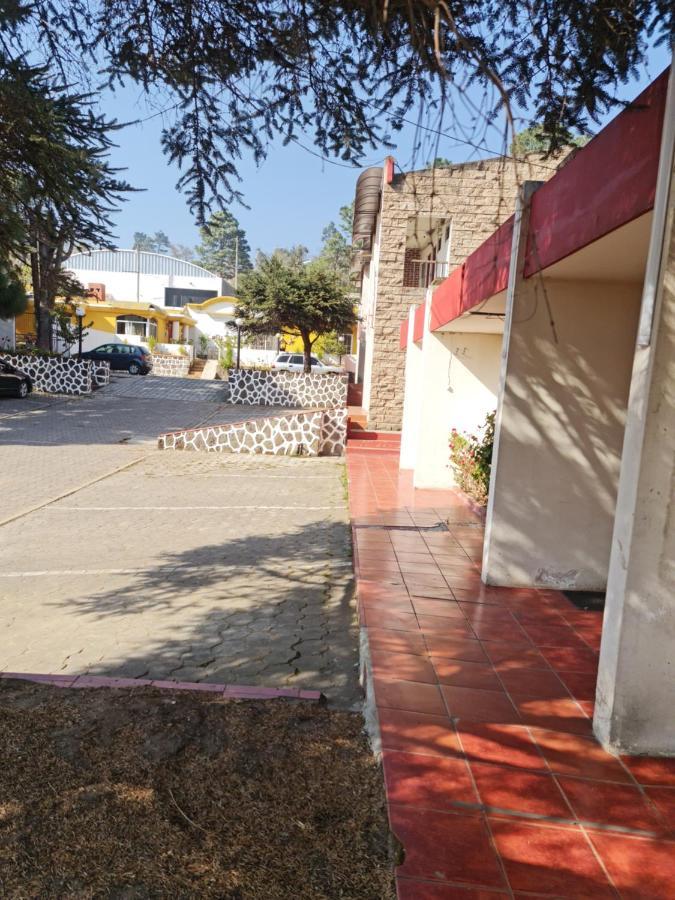 Hotel Kasa Kamelot Las Rosas Κετσαλτενάνγκο Εξωτερικό φωτογραφία