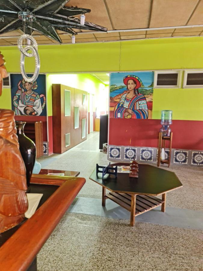 Hotel Kasa Kamelot Las Rosas Κετσαλτενάνγκο Εξωτερικό φωτογραφία