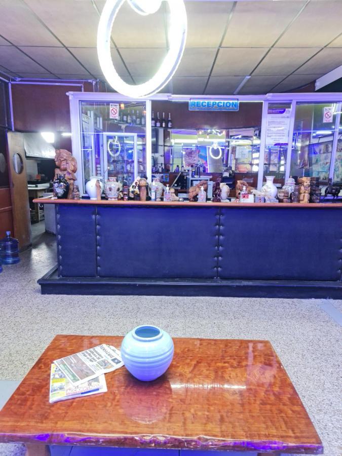 Hotel Kasa Kamelot Las Rosas Κετσαλτενάνγκο Εξωτερικό φωτογραφία