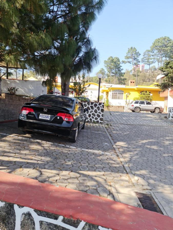 Hotel Kasa Kamelot Las Rosas Κετσαλτενάνγκο Εξωτερικό φωτογραφία