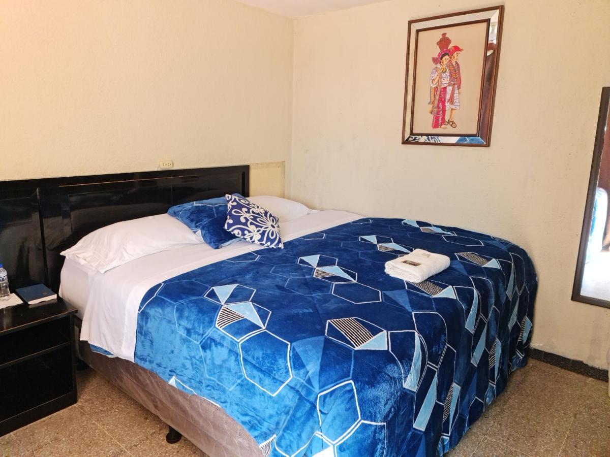 Hotel Kasa Kamelot Las Rosas Κετσαλτενάνγκο Εξωτερικό φωτογραφία