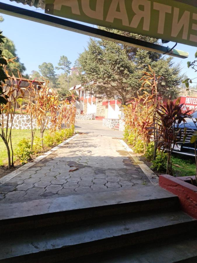 Hotel Kasa Kamelot Las Rosas Κετσαλτενάνγκο Εξωτερικό φωτογραφία