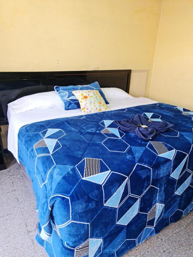Hotel Kasa Kamelot Las Rosas Κετσαλτενάνγκο Εξωτερικό φωτογραφία